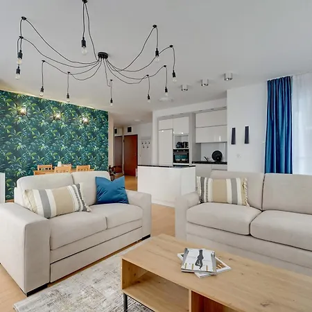 Nad Stawem By Downtown Apartment Gdansk